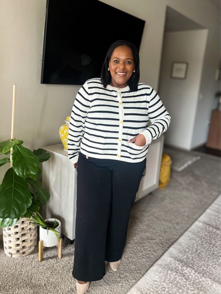 Amazon striped cardigan with gold buttons for the win 🤩 Wearing the xxl. 

#LTKStyleTip #LTKMidsize #LTKFindsUnder50