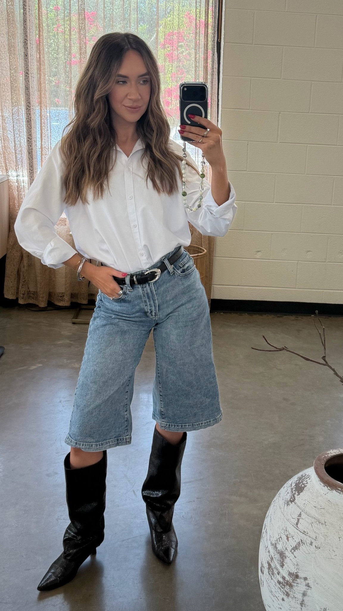 Transitional fall outfit, love these shorts and slouchy black boots. Paired with a Amazon white button up for a crisp and easy look

#LTKootd #LTKSeasonal #LTKBeauty
