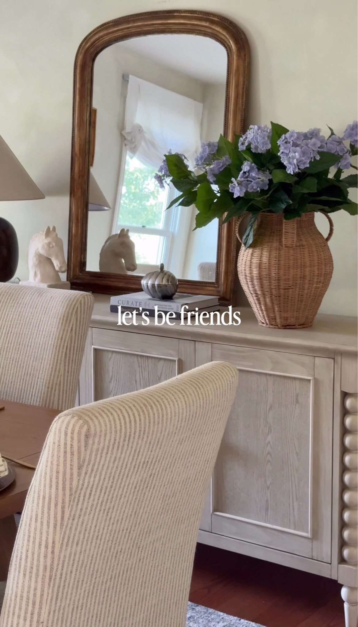 The prettiest arrangement 

#florals

#LTKdayinmylife #LTKHome #LTKSaleAlert