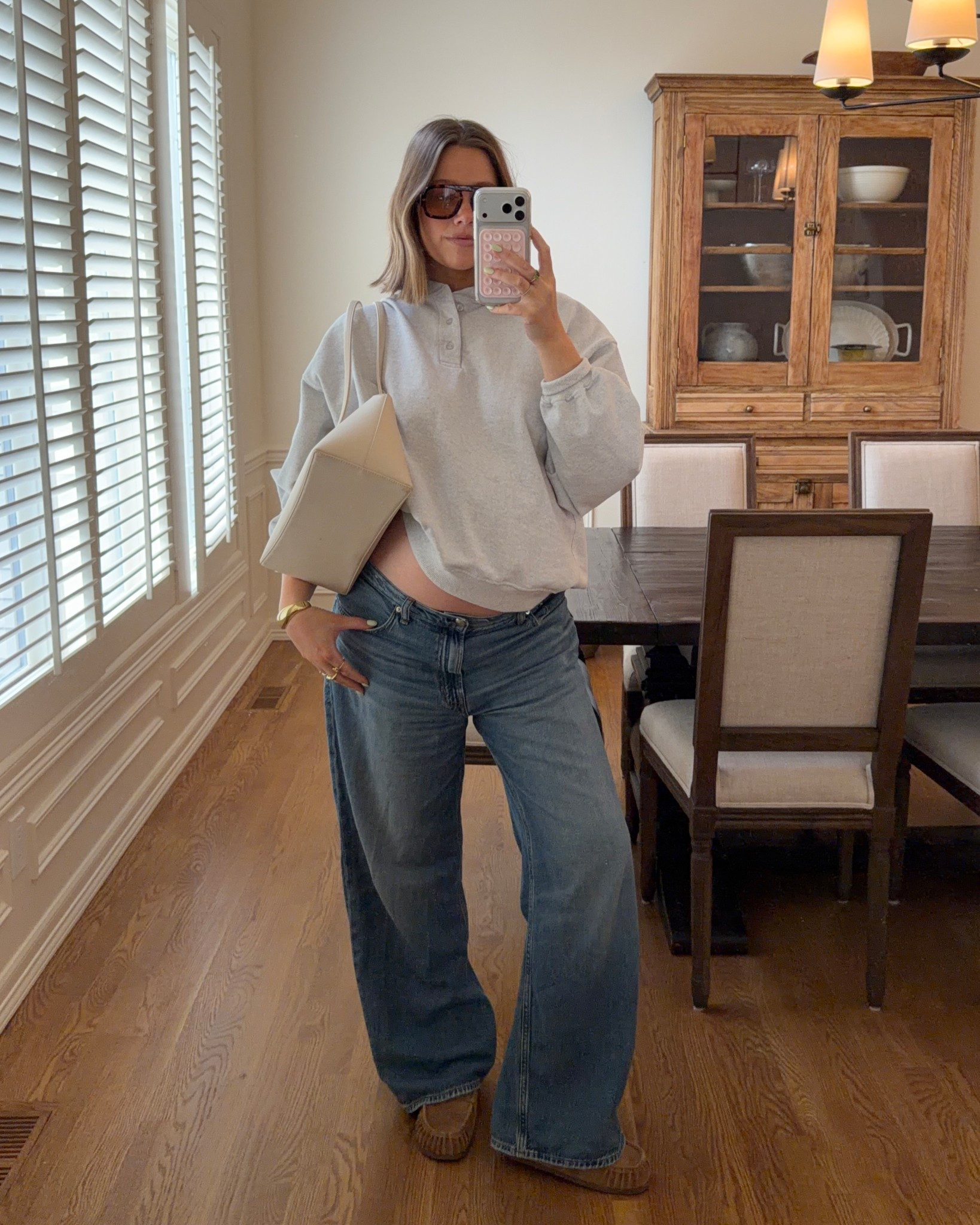 My favorite jeans for pregnancy - not maternity but a stretchy soft denim that’s low rise!! I am wearing a 31 and they’re still pretty loose with room to grow. I would stick with your true size or just go up one if you’re pregnant because they’re roomy!! Dolce vita loafers remind me of the Prada ones I have - make sure you size DOWN a full size. I’m an 8 and bought a 7! Linked exact bag

#pregnancy #bresheppard #lowrise #madewell #dolcevita #casualstyle #bumpstyle