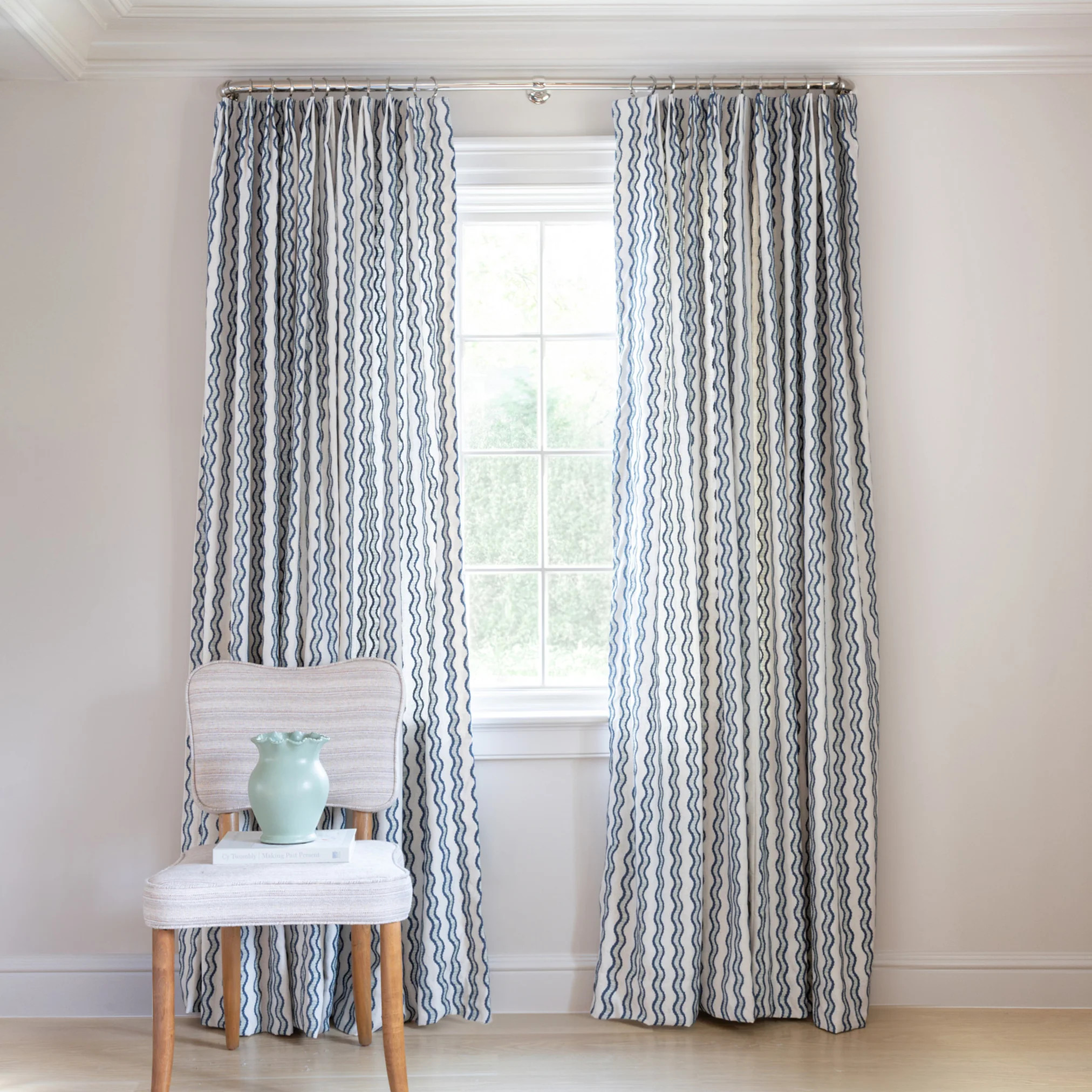 Beatrice
                Custom Curtain | Pepper