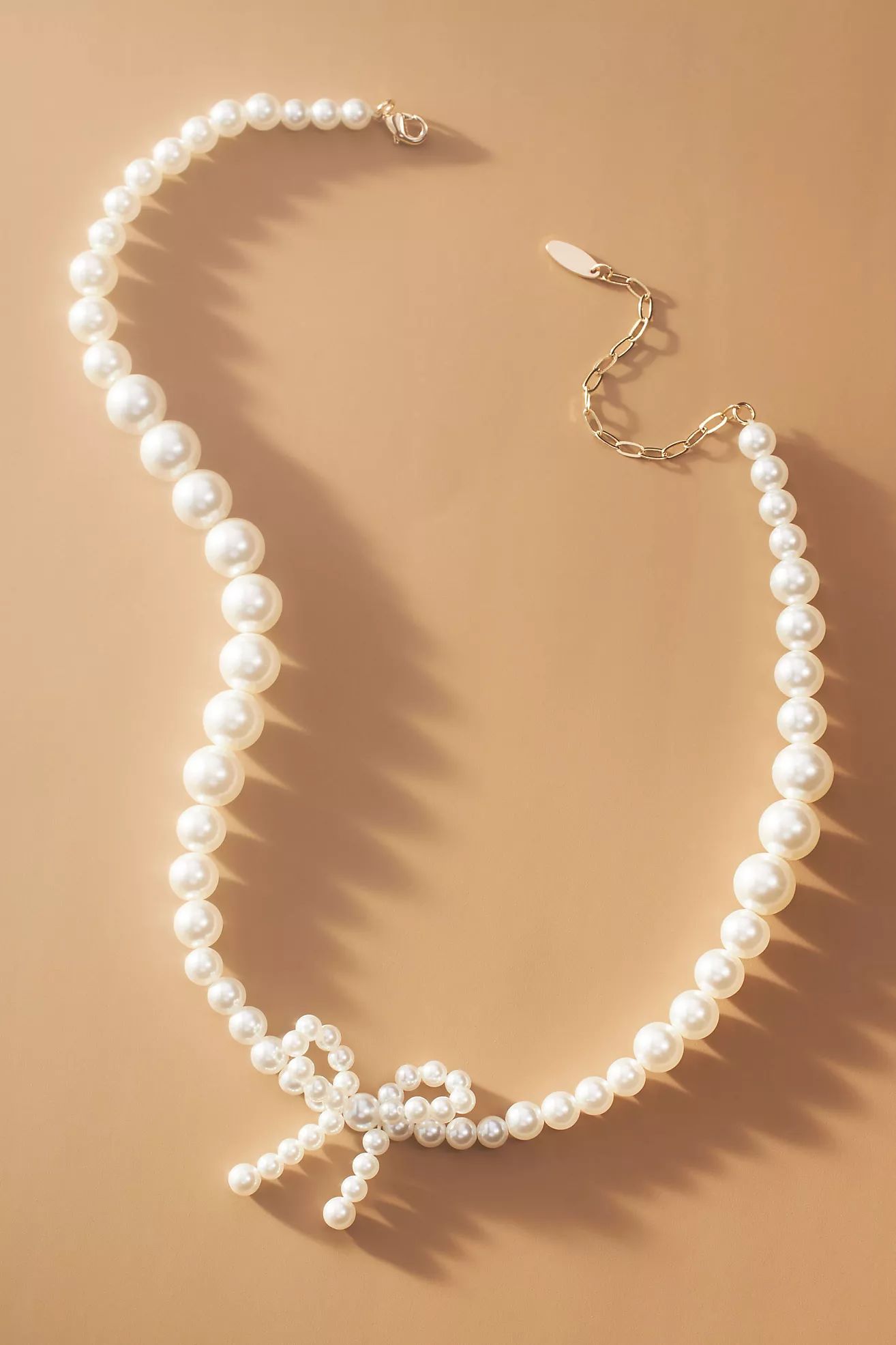 Graduated Pearl Bow Necklace | Anthropologie (US)