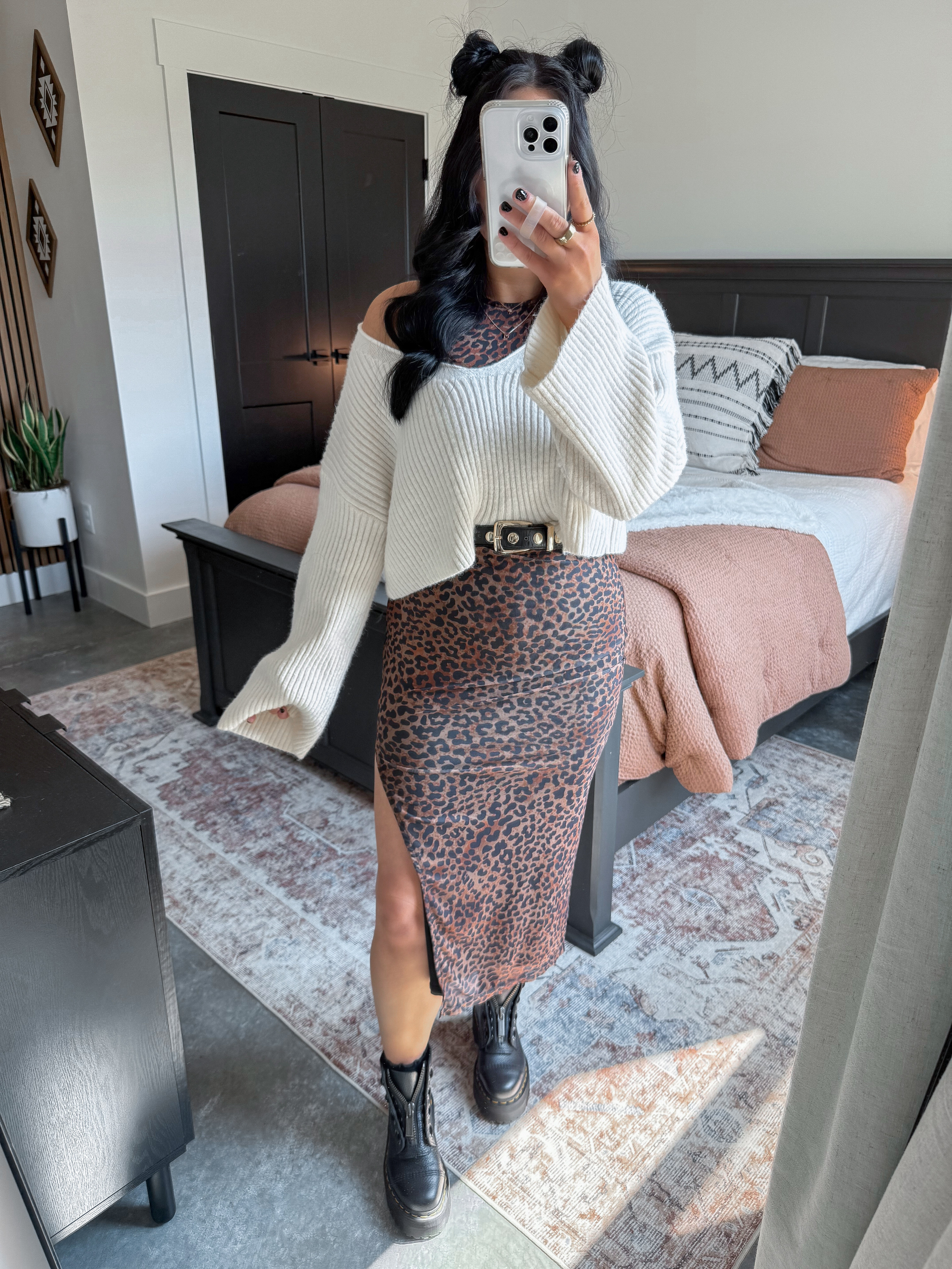 Edgy Fall Outfit 🐆

Sweater - small (apricot)
Dress - xs (brown)
Belt - 27-31
Shapewear - medium 

Had to transition one of my favorite summer dresses into fall! I love it layered with this neutral chunky knit bell sleeve sweater, and this black and gold studded belt helps to bring in the waist a little bit! Finished the look with my favorite platform Doc Martens for the perfect alternative / edgy cool girl comfy vibe! 🖤

 

 #LTKSaleAlert #LTKFindsUnder50 #LTKFindsUnder100