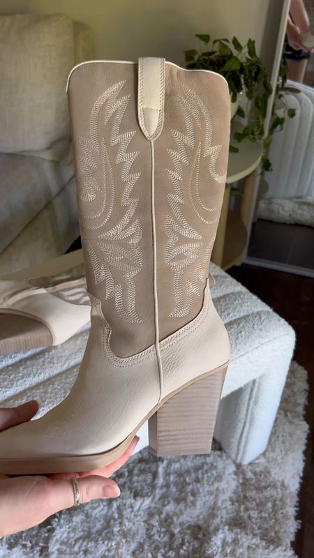 the cowgirl boots of the season 🫶🏼🤠 

#LTKVideo #LTKSeasonal #LTKshoecrush