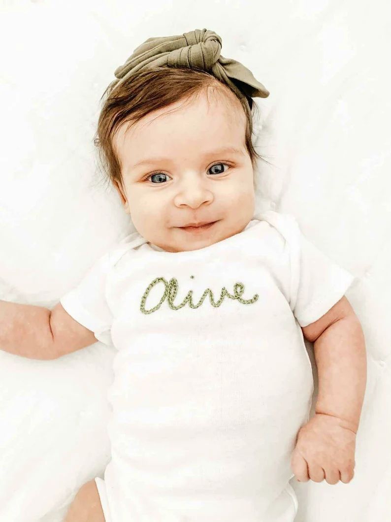 Hand embroidered bodysuit| personalized bodysuit| personalized hand embroidery| baby name shirt| ... | Etsy (US)