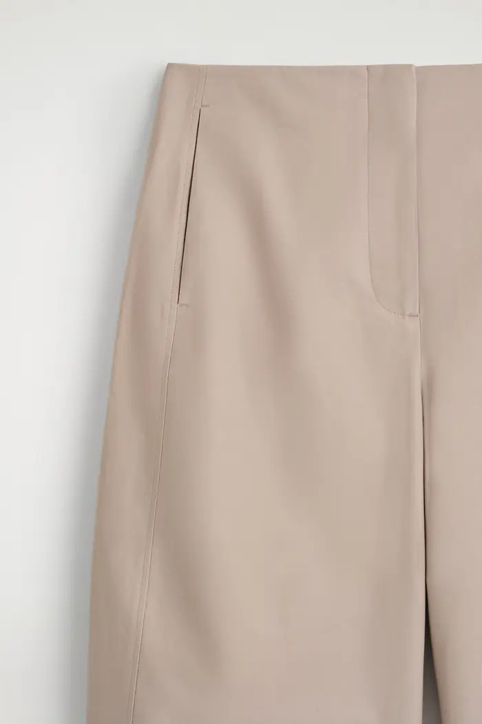 Cropped Barrel-Leg Cotton Pants | Nordstrom