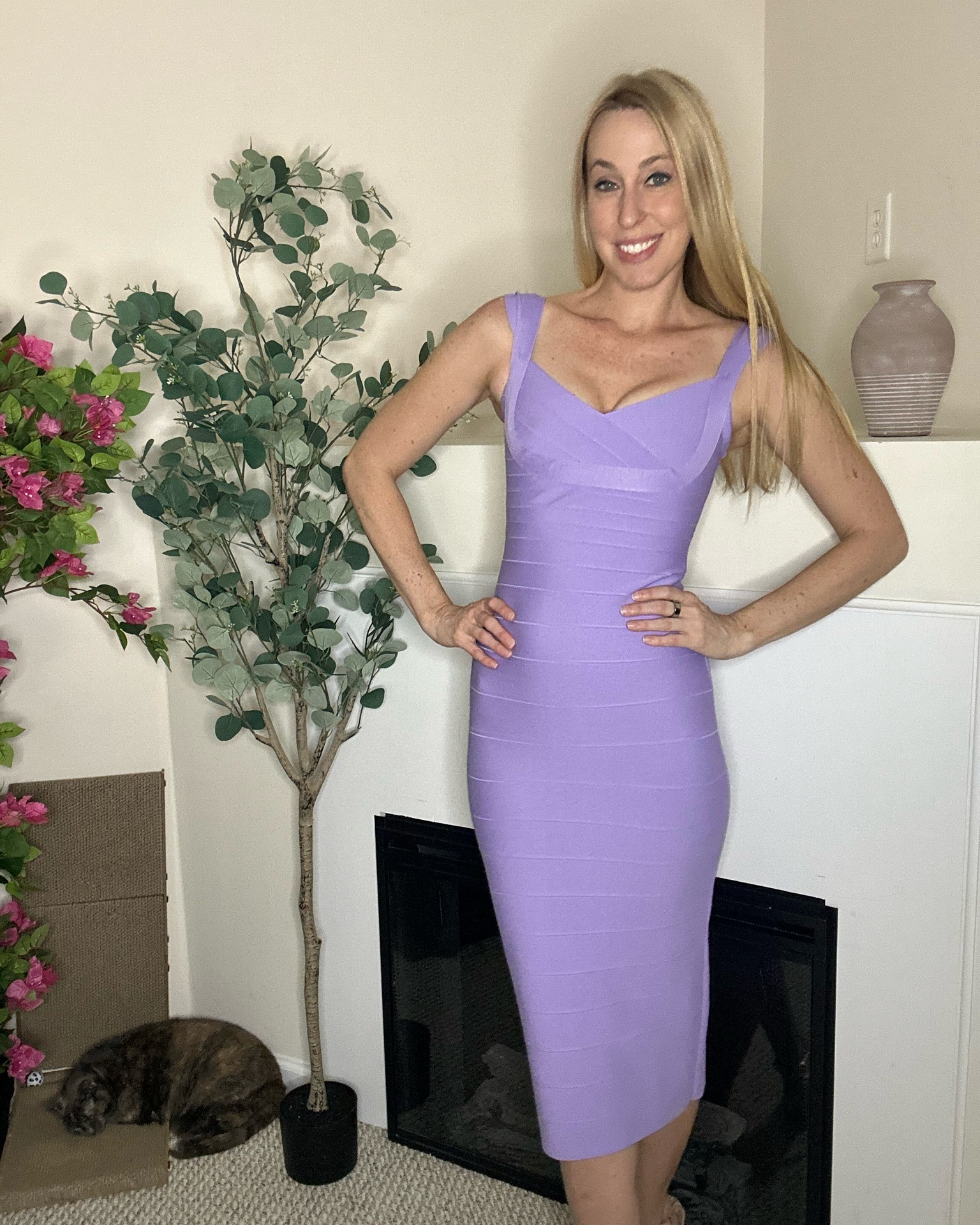 Light purple midi dress 
👗 perfect boss babe dress or gno
Holds you, stretchy and fits tts

#LTKTall