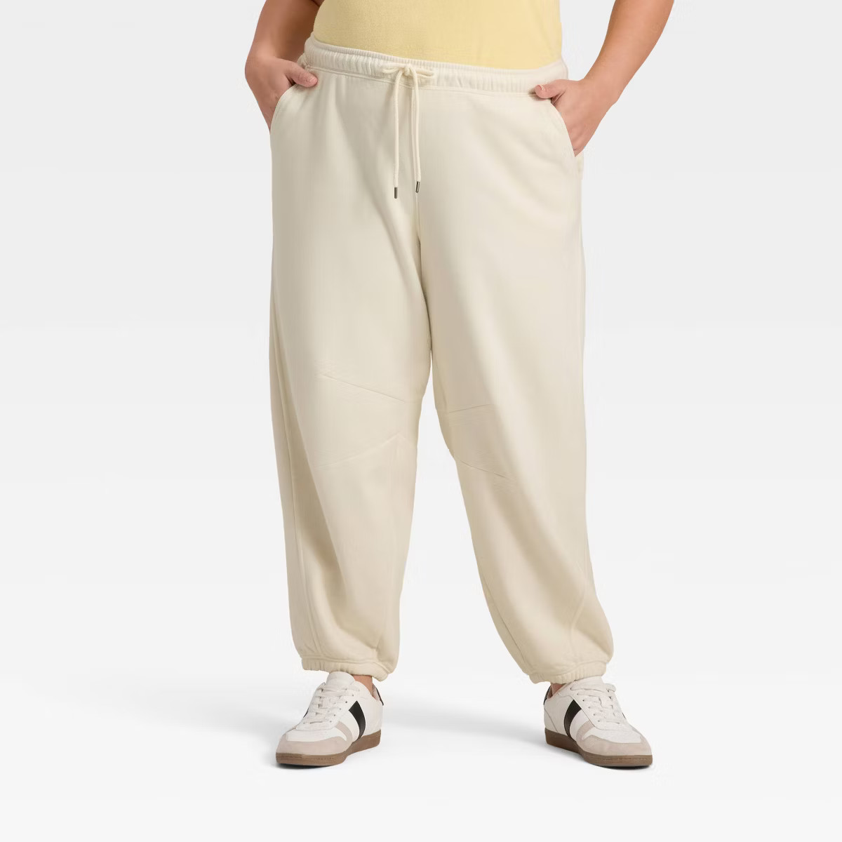 Women's Mid-Rise Barrel Leg Sweatpants - Universal Thread™ | Target