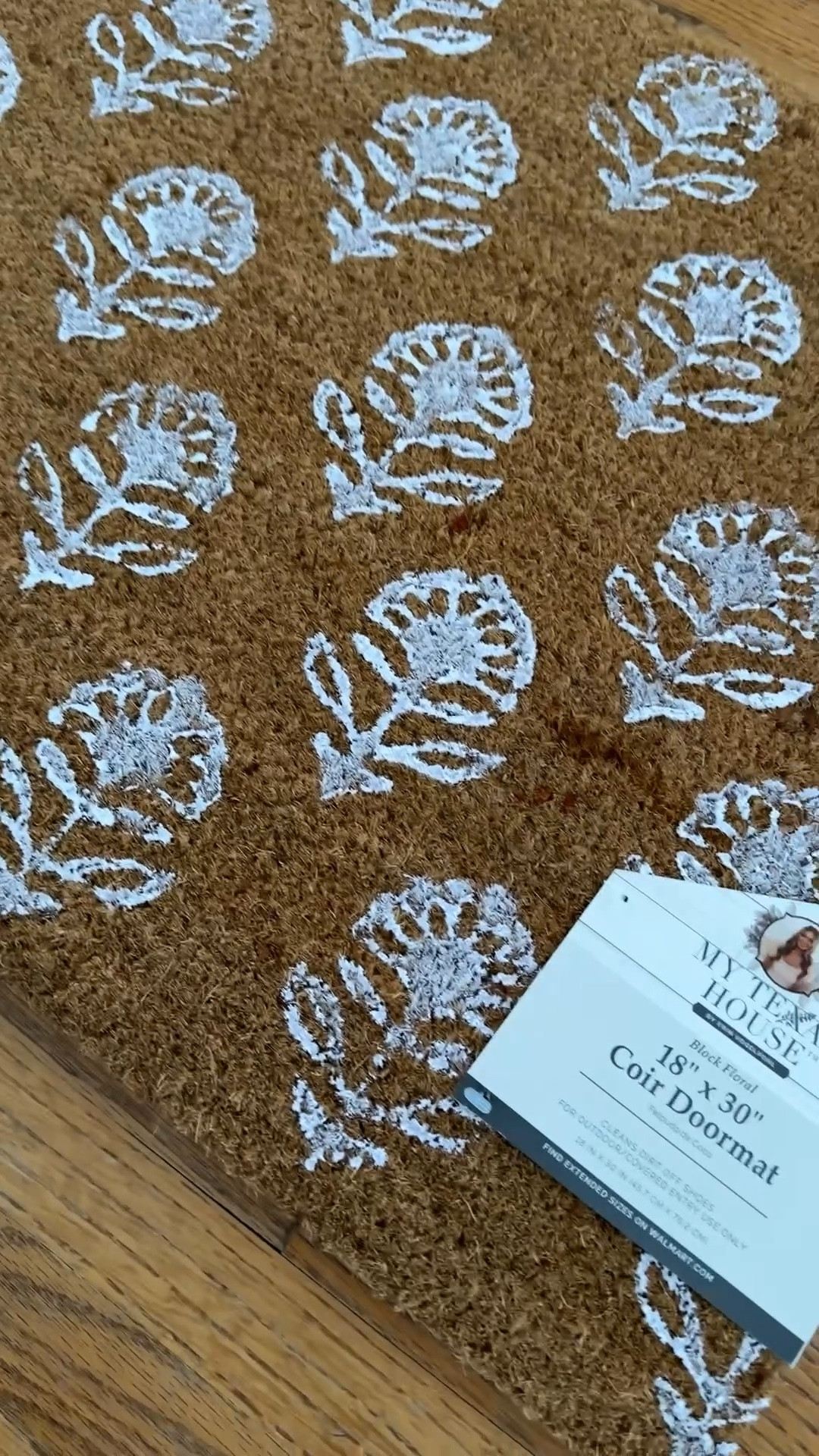 Block print door mat
Two sizes 



Front porch, door mat, layered outdoor rugs, block print design 
#ltkunder50 

#LTKHome #LTKSeasonal