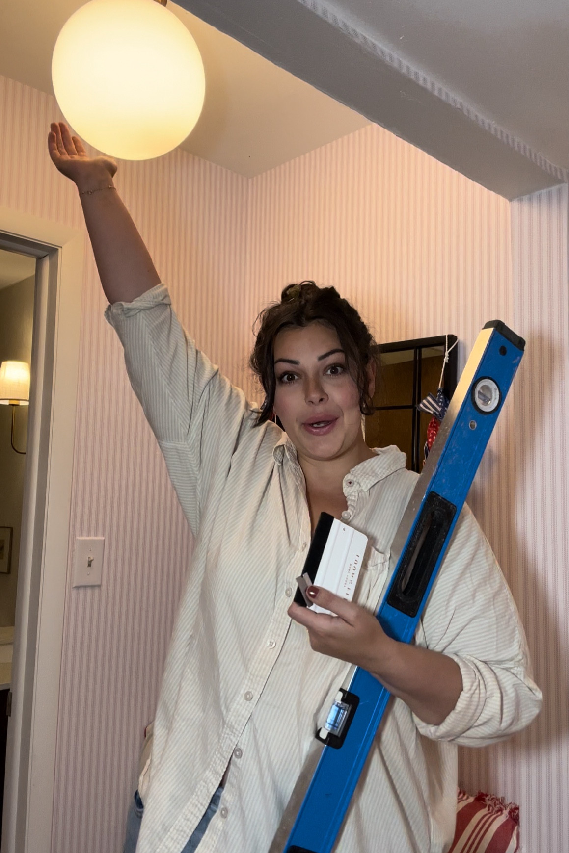 3 essential (and affordable) tools you need to master DIY wallpaper installation. 

#LTKFindsUnder50 #LTKHome