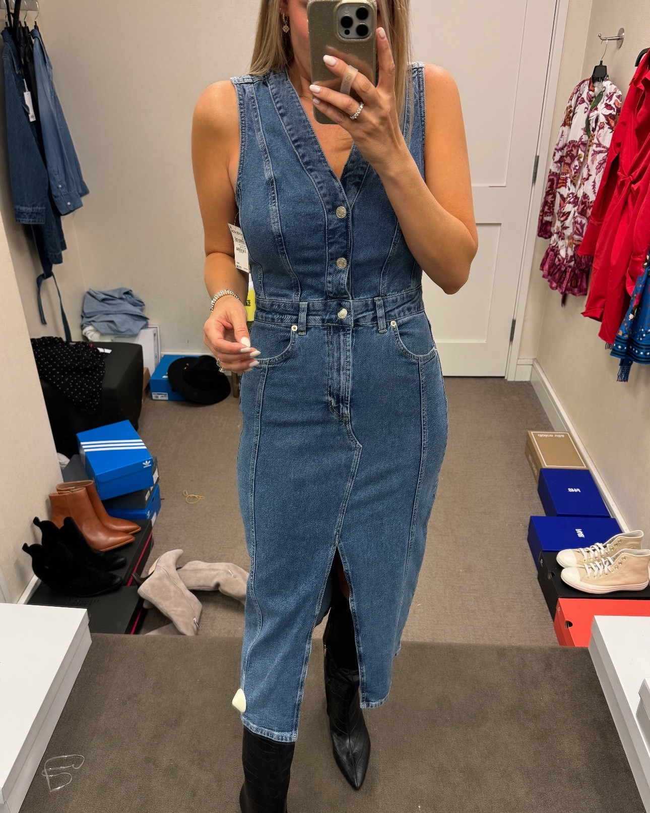 Beautiful denim dress perfect for a country concert outfit

#LTKSaleAlert #LTKxNSale #LTKOver40