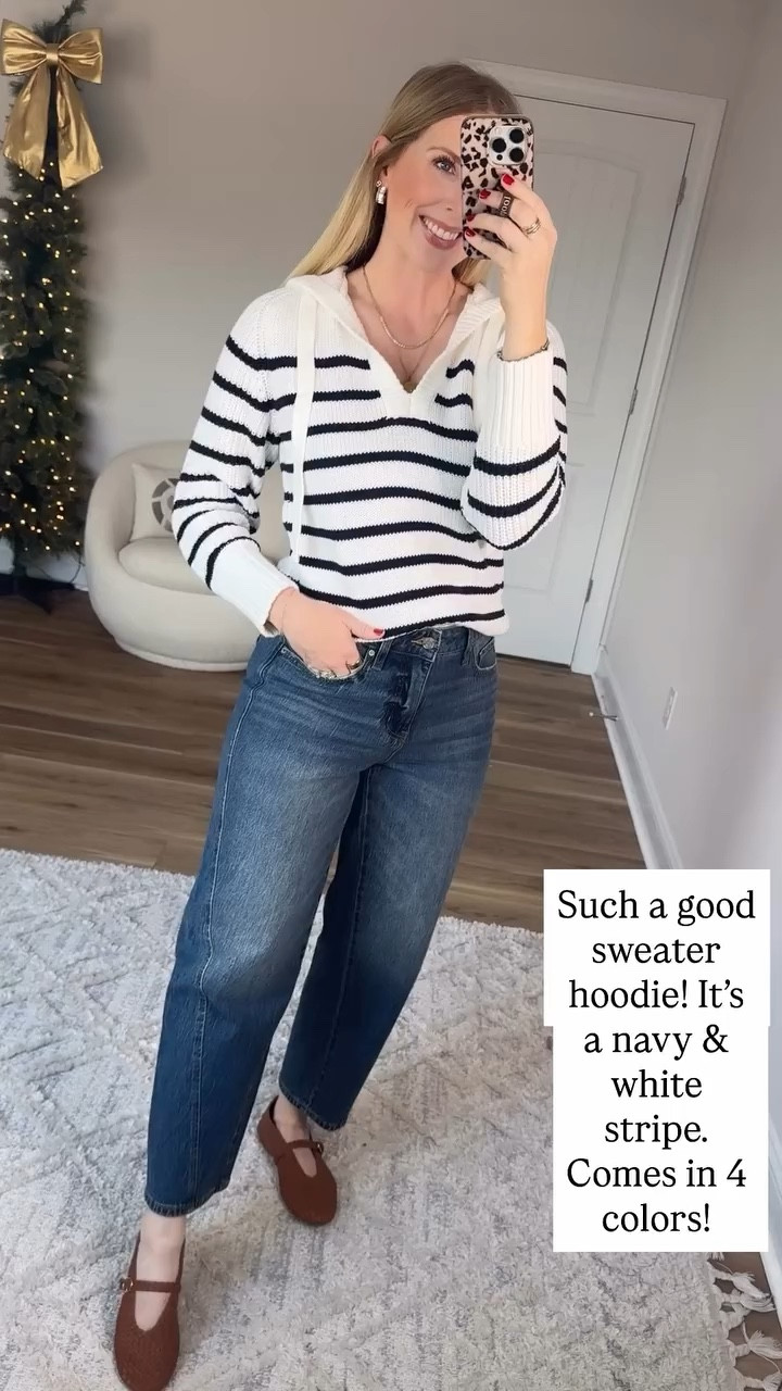 Walmart try on, striped hoodie sweater 

Small 

#LTKootd #LTKFindsUnder50