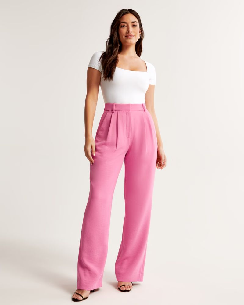 Women's Curve Love A&F Sloane Tailored Premium Crepe Pant | Women's Bottoms | Abercrombie.com | Abercrombie & Fitch (US)