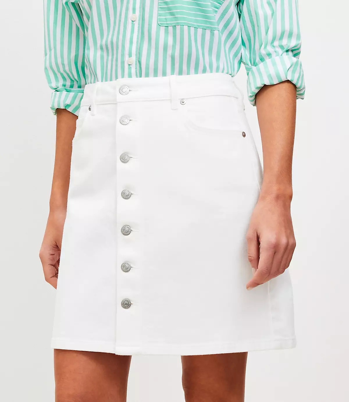 Button Denim Mini Skirt in White | LOFT