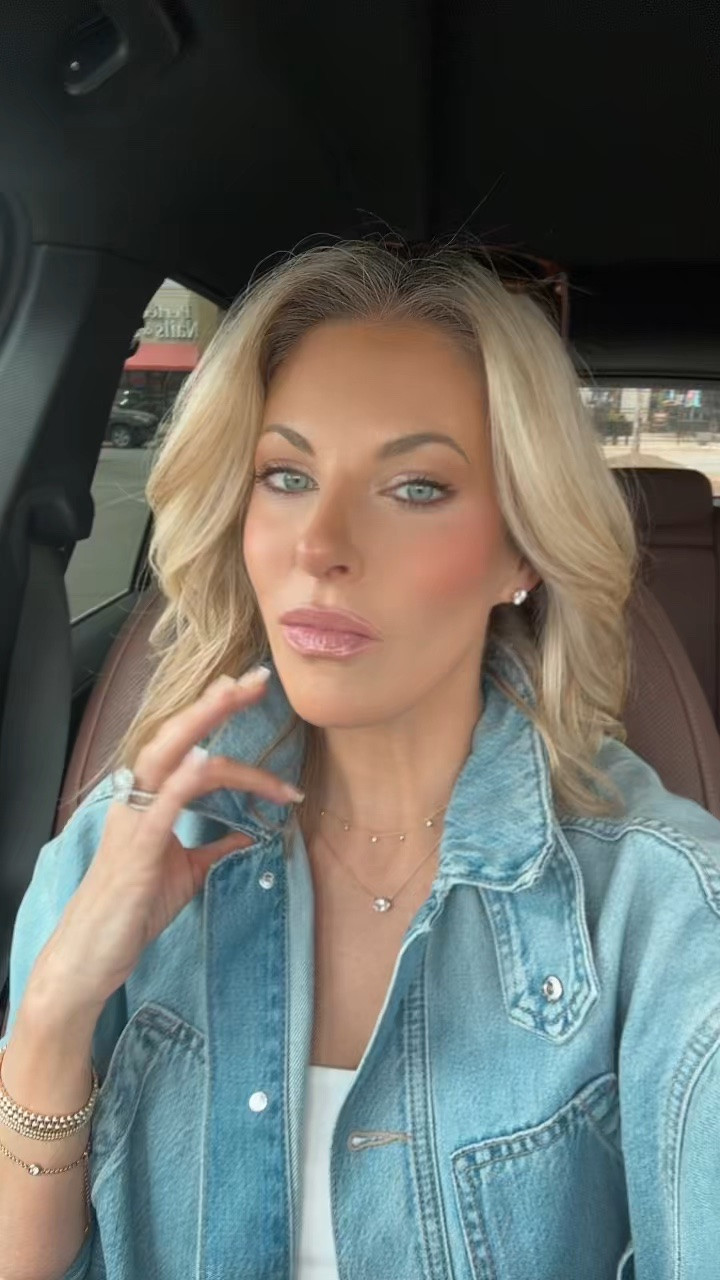 Serving 80s energy, always ✨

Afternoon check-in and I had to share this look before my nail appointment because I’m fully in my 80s-inspired era right now—and honestly, I don’t see myself leaving anytime soon.

There’s something about the 80s that just hits different… the confidence, the effortless cool, the oversized silhouettes—it’s giving iconic every single time. And this denim jacket? It is that piece. Structured, slightly oversized, and instantly elevates even the simplest outfit.

I threw it on and immediately felt put together, polished, and just a little bit bold (which we love). It’s one of those staples that makes your wardrobe feel expensive without even trying.

Running to get my nails done but linking this because she deserves a moment 🤍

#LTKdayinmylife #LTKBeauty #LTKootd