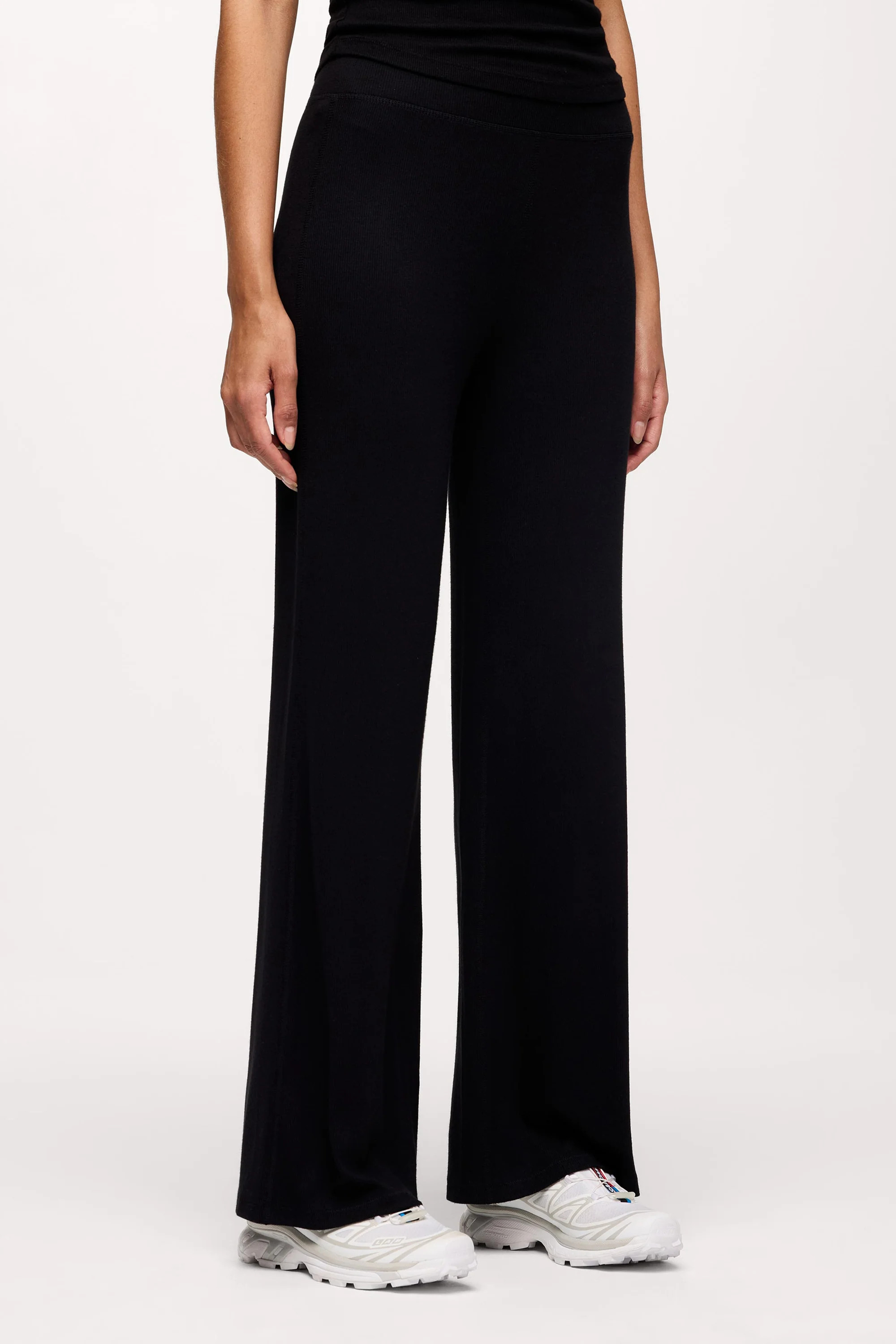 Slinky Rib Streamline Pant | Black | Nuuds US