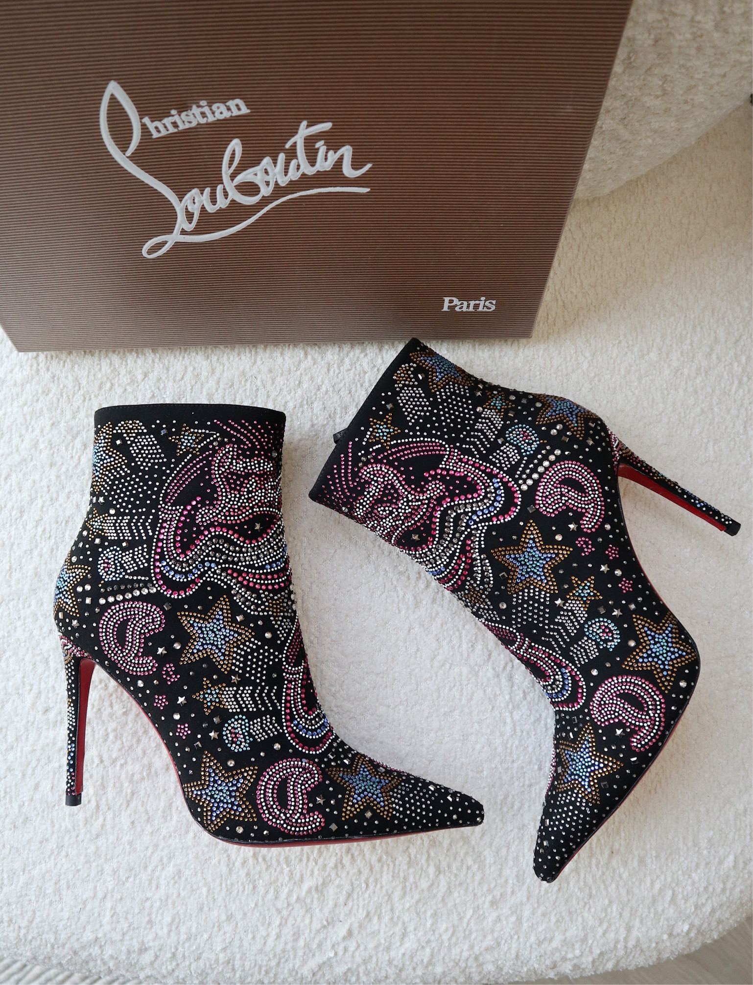 These boots are STUNNING! 😍😍 
They are true to size 
#louboutinboots #redbottom 

#LTKsalealert #LTKfindsunder100 #LTKshoecrush