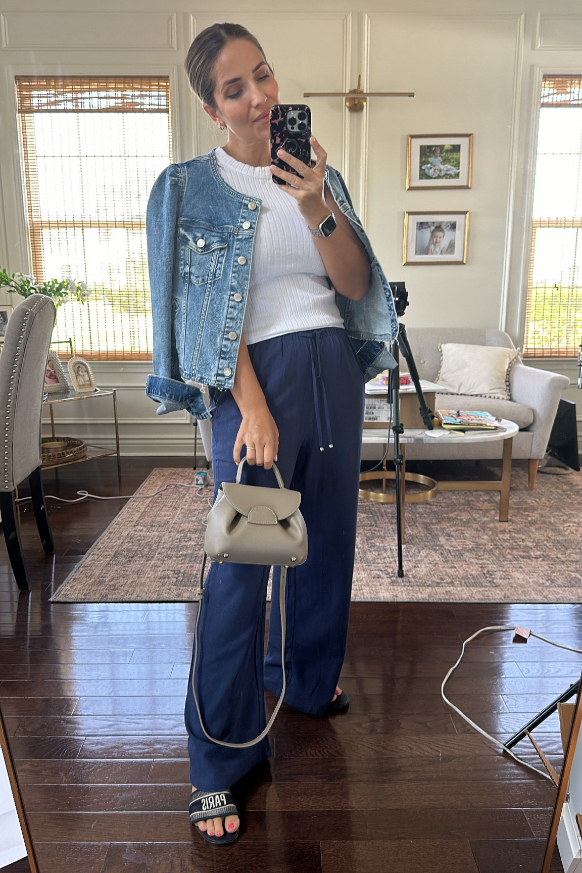 Chic OOTD 

#LTKFindsUnder50 #LTKFindsUnder100