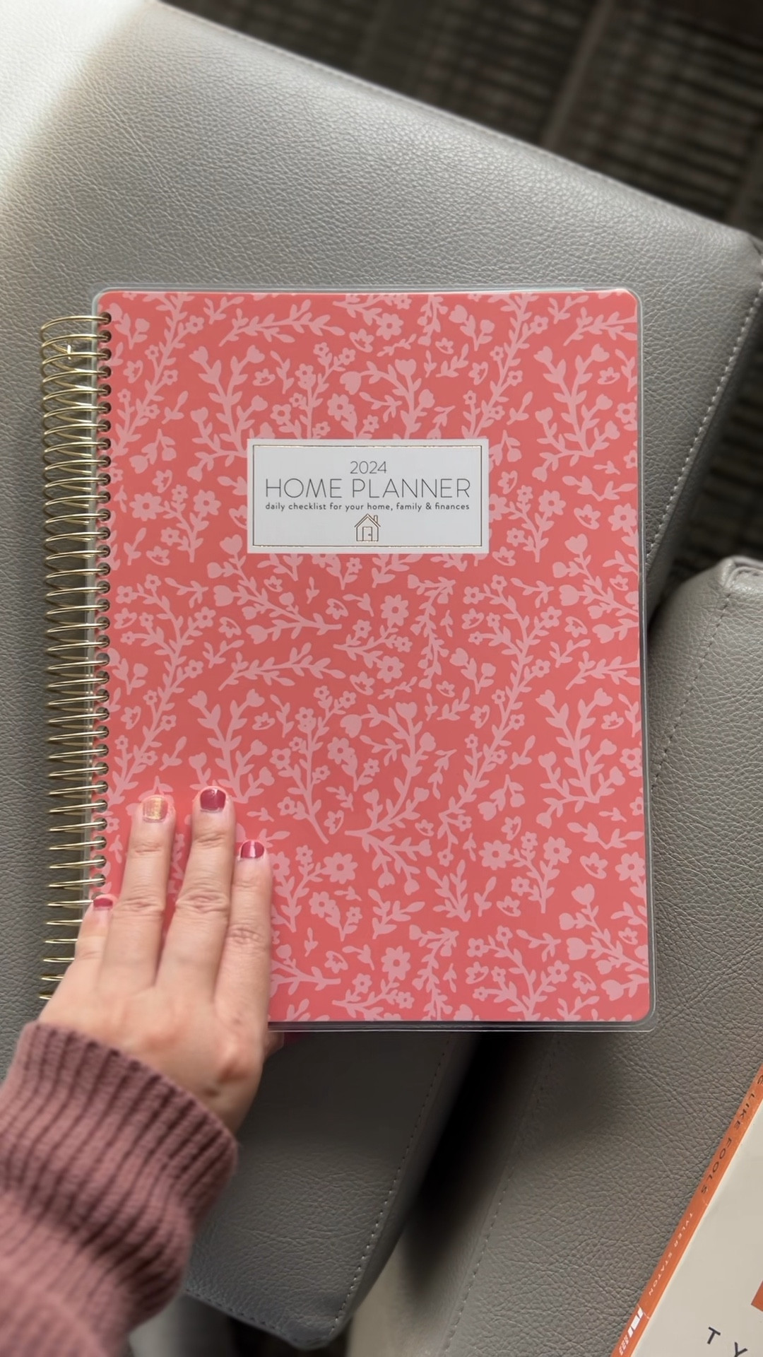 The digital version of this 2024 planner will be on sale for $1 for Memorial Day only! Such a great way to see if you want to grab the 2025 Home Planner when it releases later this year.