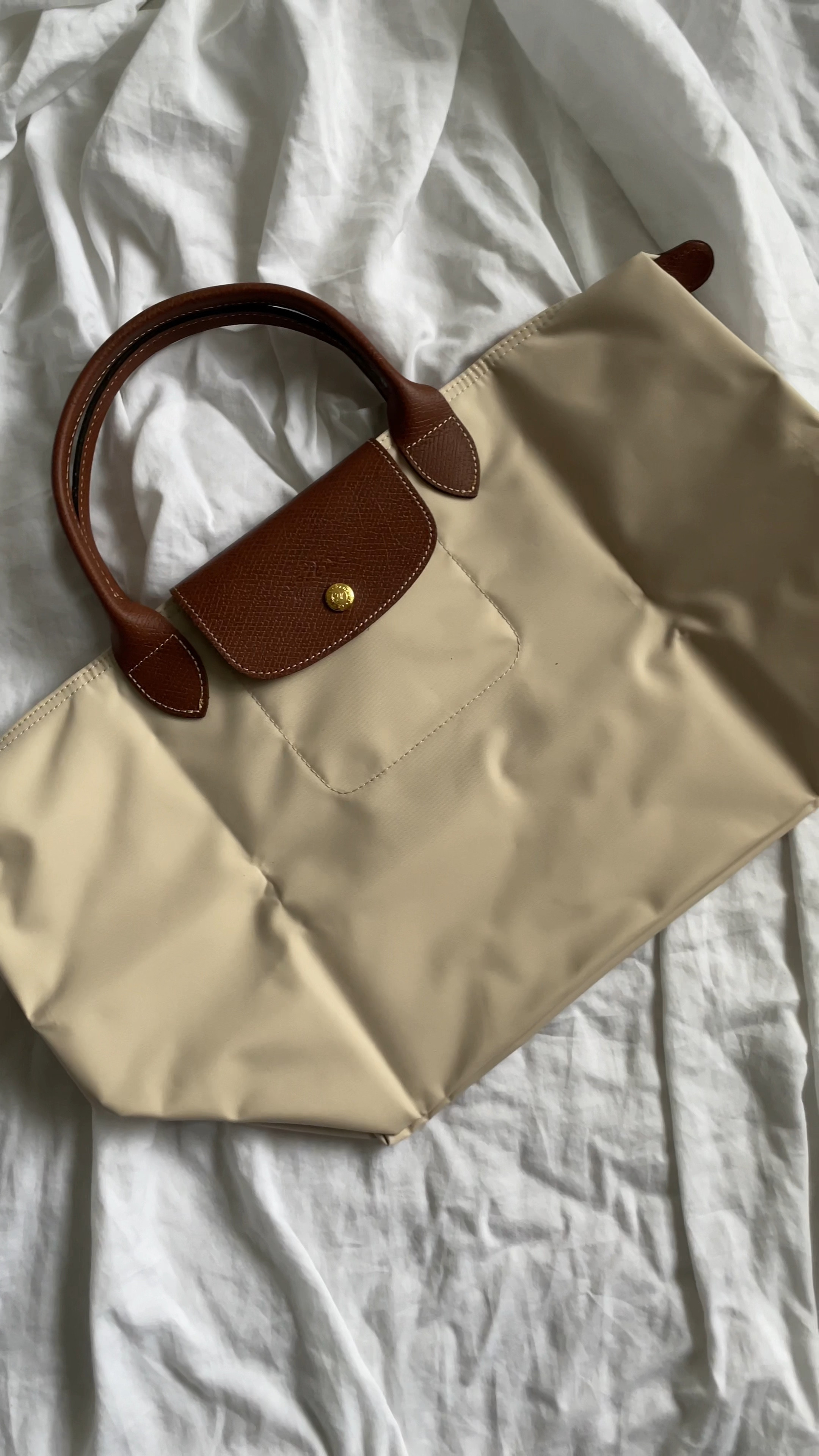 Longchamp Le Pliage Top Handle Bag M Paper in Canvas with Gold