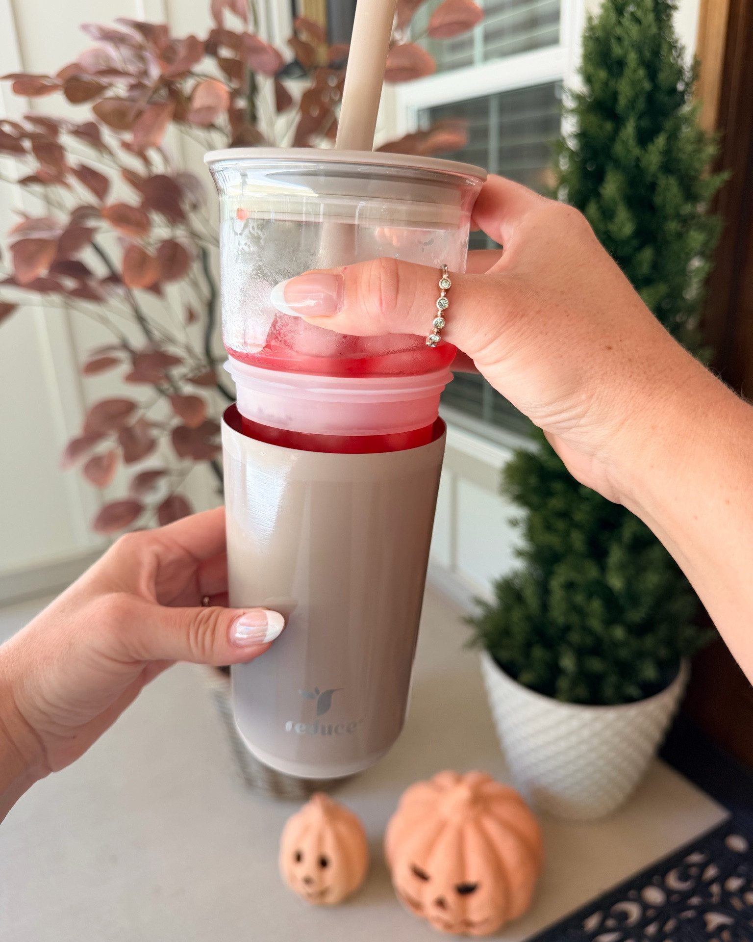 My go to insulated glass cup iced coffee & iced refreshers on the go 🧋

#LTKfoodie #LTKmorningroutine #LTKHome