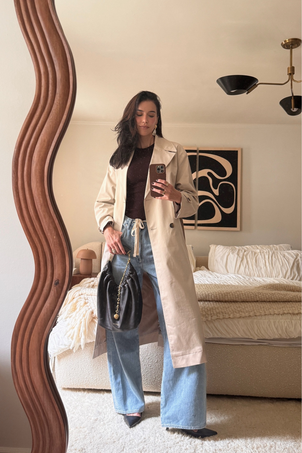 Already wearing these jeans so much since I got them! Love the comfort and softness of the denim plus the drawstring adds a cool touch. I’m 5’10 wearing a size 27 in the jeans, small in the tank, Medium in the trench coat and sized down one full size for the heels