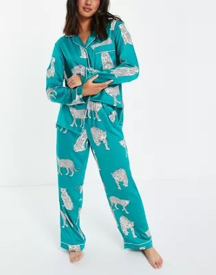 Chelsea Peers premium satin leopard printed long revere pajama set in green | ASOS (Global)