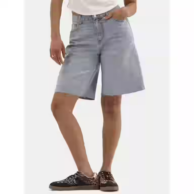 No Boundaries Denim Fray Jorts, Women's and Women's Plus - Walmart.com | Walmart (US)