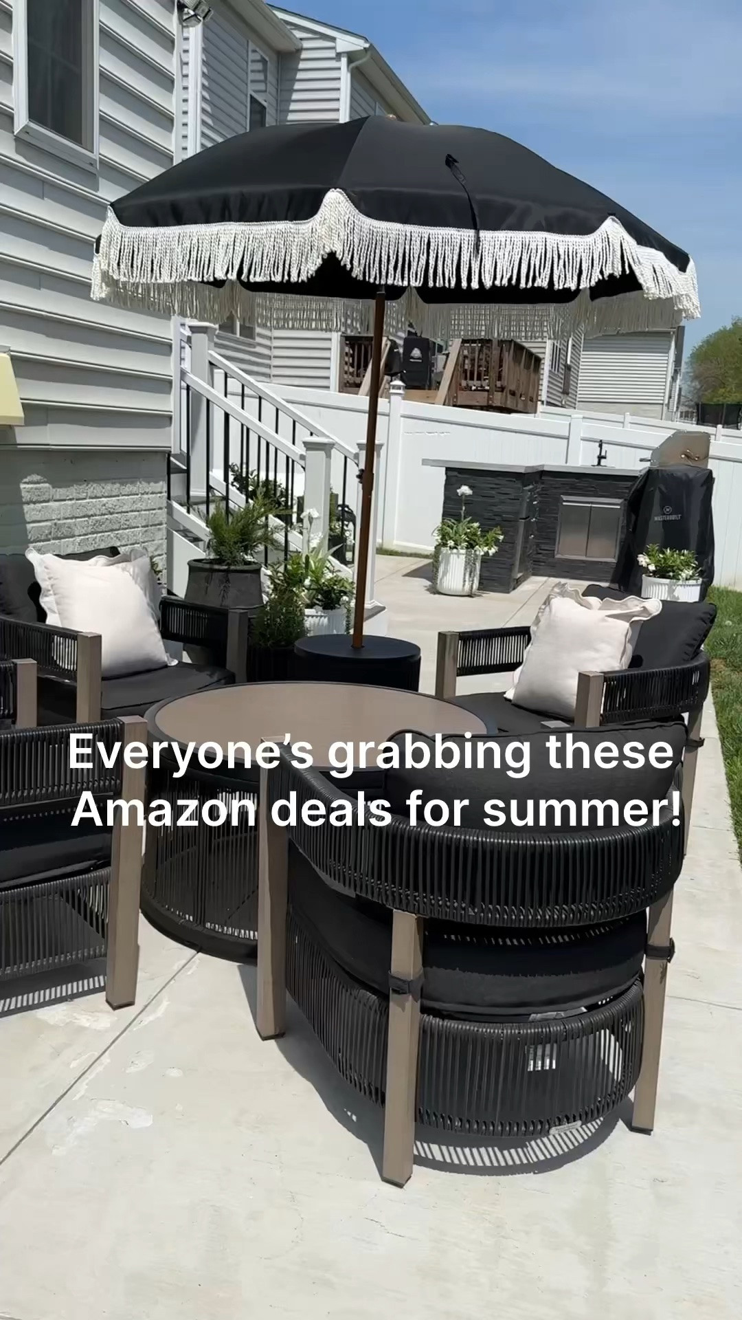 Everyone is grabbing these Amazon deals for summer ☀️🔥 And honestly… I can see why 😍

#LTKHome #LTKSeasonal #LTKdayinmylife