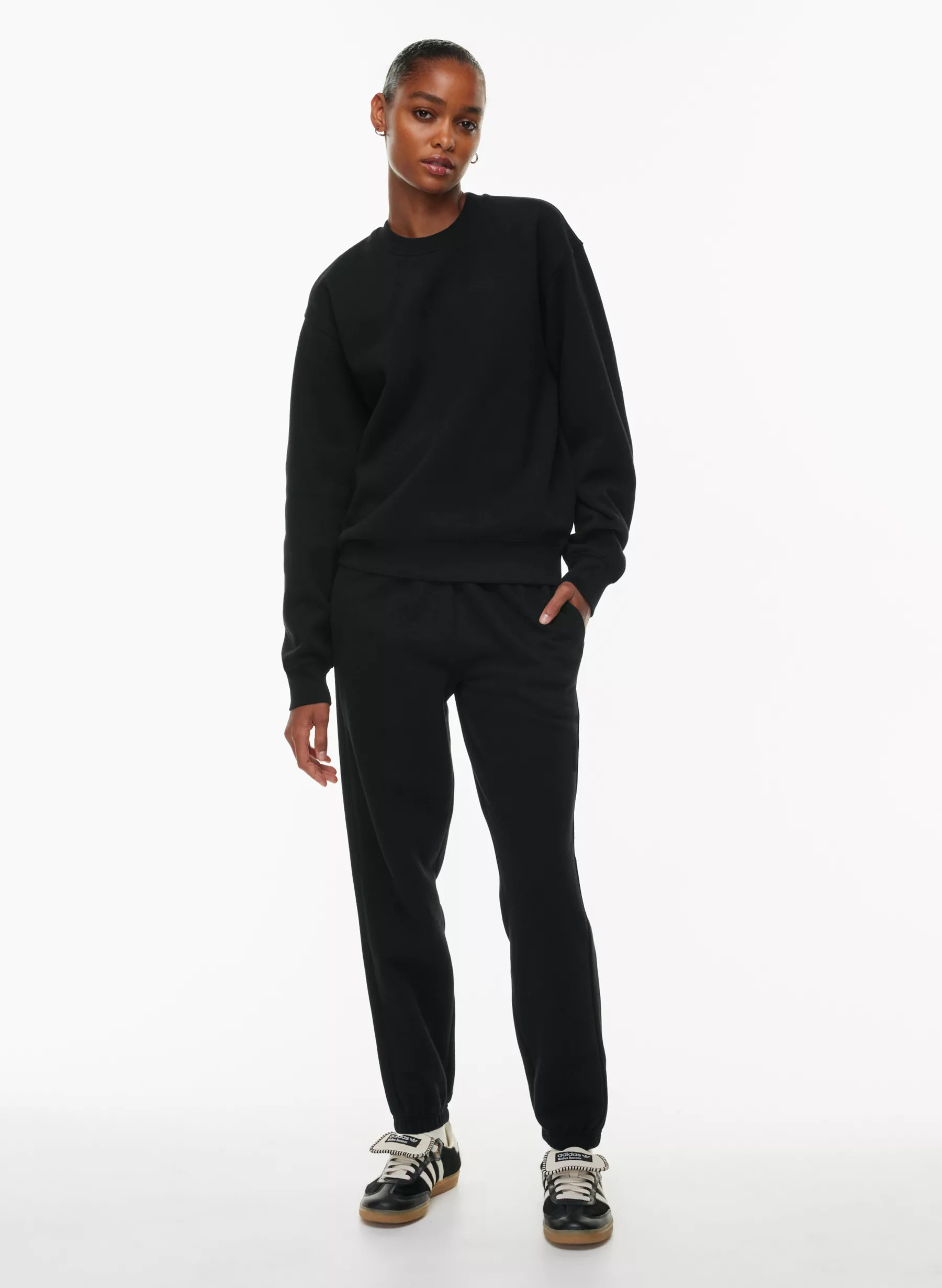 COZY FLEECE PERFECT CREW SWEATSHIRT | Aritzia