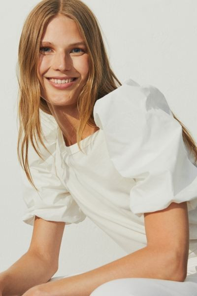 Balloon-sleeved top | H&M (UK, MY, IN, SG, PH, TW, HK)