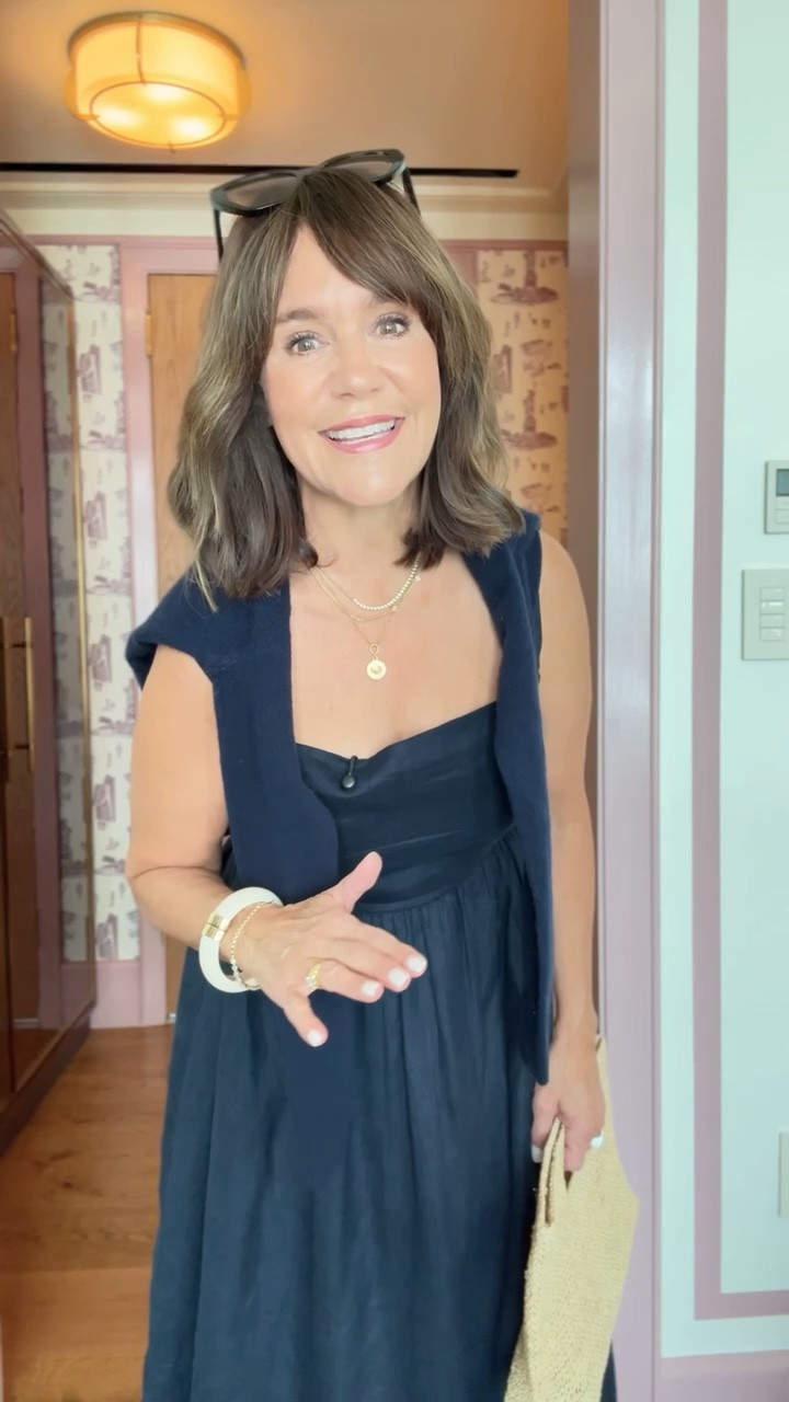  This is, hands-down, my most-worn dress. I have it at in 3 colors. It’s so flattering. I tell everyone I know to buy it.  

#LTKOver40 #LTKSeasonal #LTKmomlife