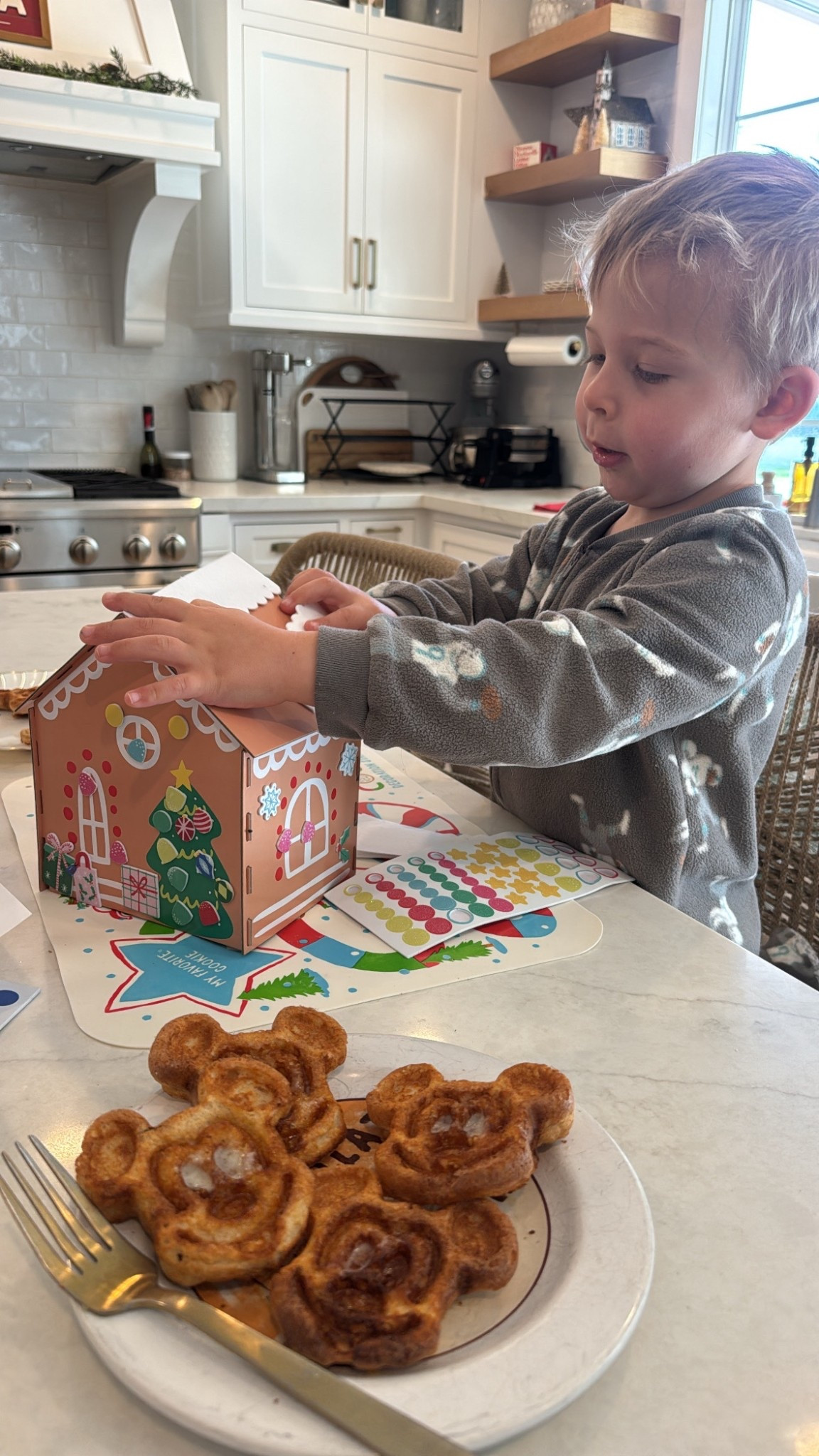 Great gift idea for Disney lovers! This Mickey waffle iron is the best and it’s finally back!!

#LTKdayinmylife #LTKHoliday #LTKGiftGuide