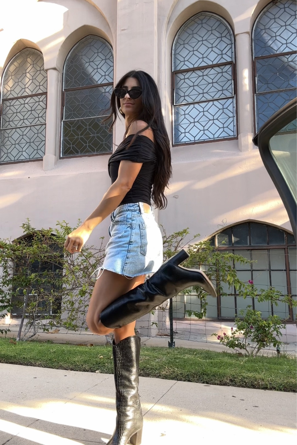 Fall outfit, fall boots, denim skirt 

#LTKShoeCrush #LTKSeasonal