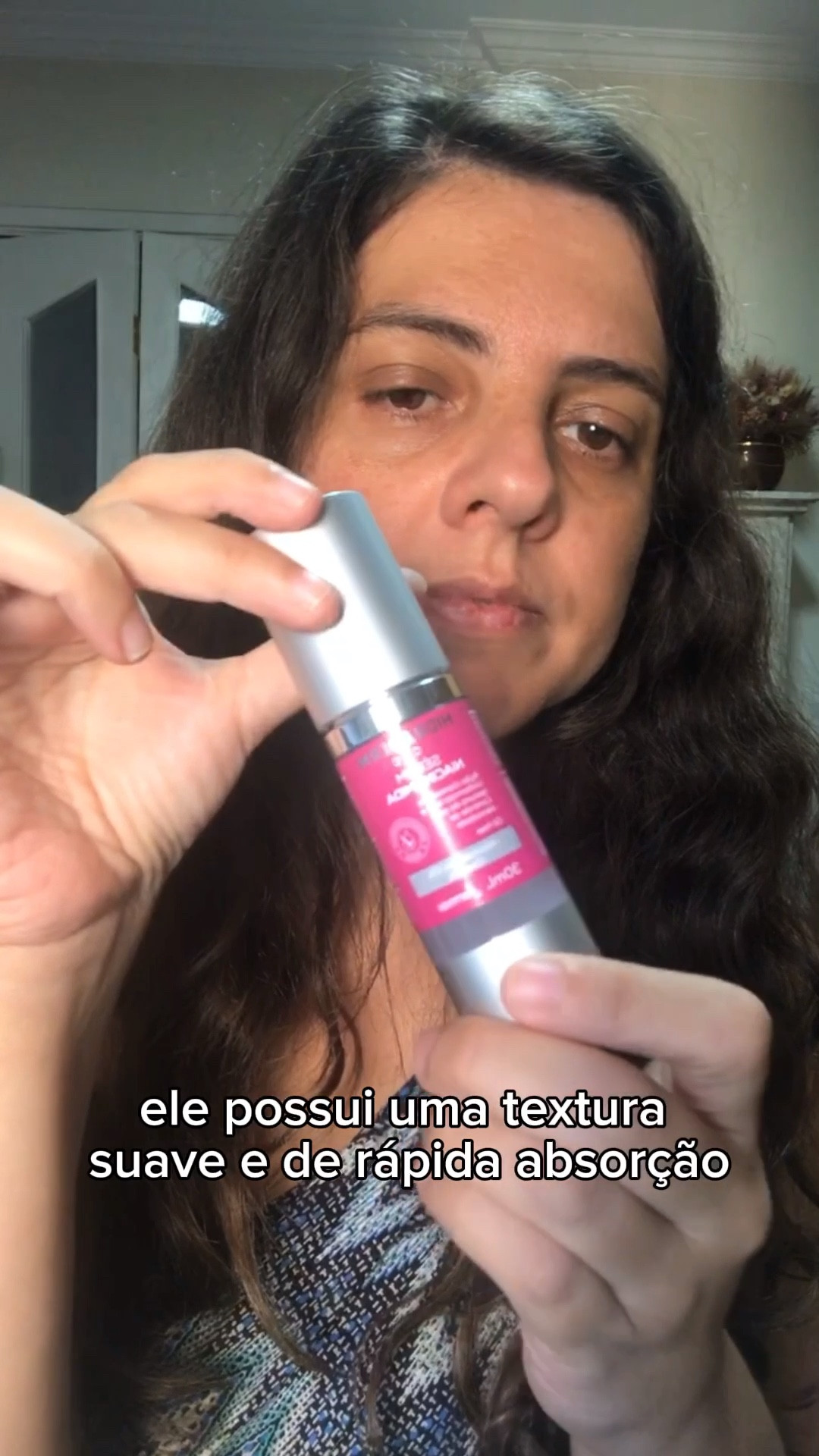 Hoje eu vim te apresentar o sérum de niacinamida , de textura suave e de rápida absorção , o produto possui múltifunçoes devido a combinação de 10% de niacinamida e 1% de zinco .

Benefícios do produto: 

✅ Ação Clareadora

✅Uniformiza tom e textura da pele 

✅Controle da Oleosidade

✅Produto Oil Free.

#ltkbrasil #teorianapraticaltk #creatornovemberltk

#LTKbeauty #LTKCyberWeek #LTKVideo