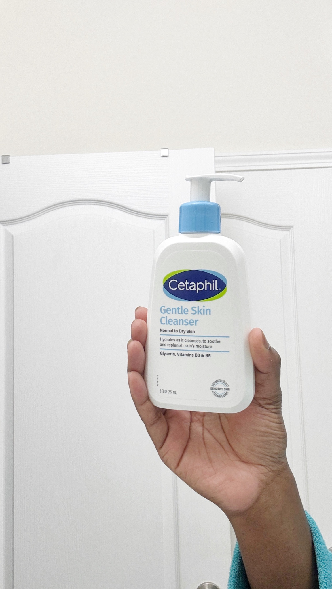 Got dry skin or skin that feels dry in the winter? Try the Gentle Skin Cleanser from Cetaphil. It's what I use to wash my face in the morning when the air gets colder and drier.
#LTKskin #skincare #oilyskin #combinationskin 

 

#LTKselfcare #LTKBeauty