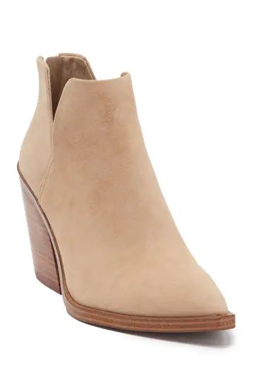 Vince CamutoGigietta Block Heel Bootie | Nordstrom Rack