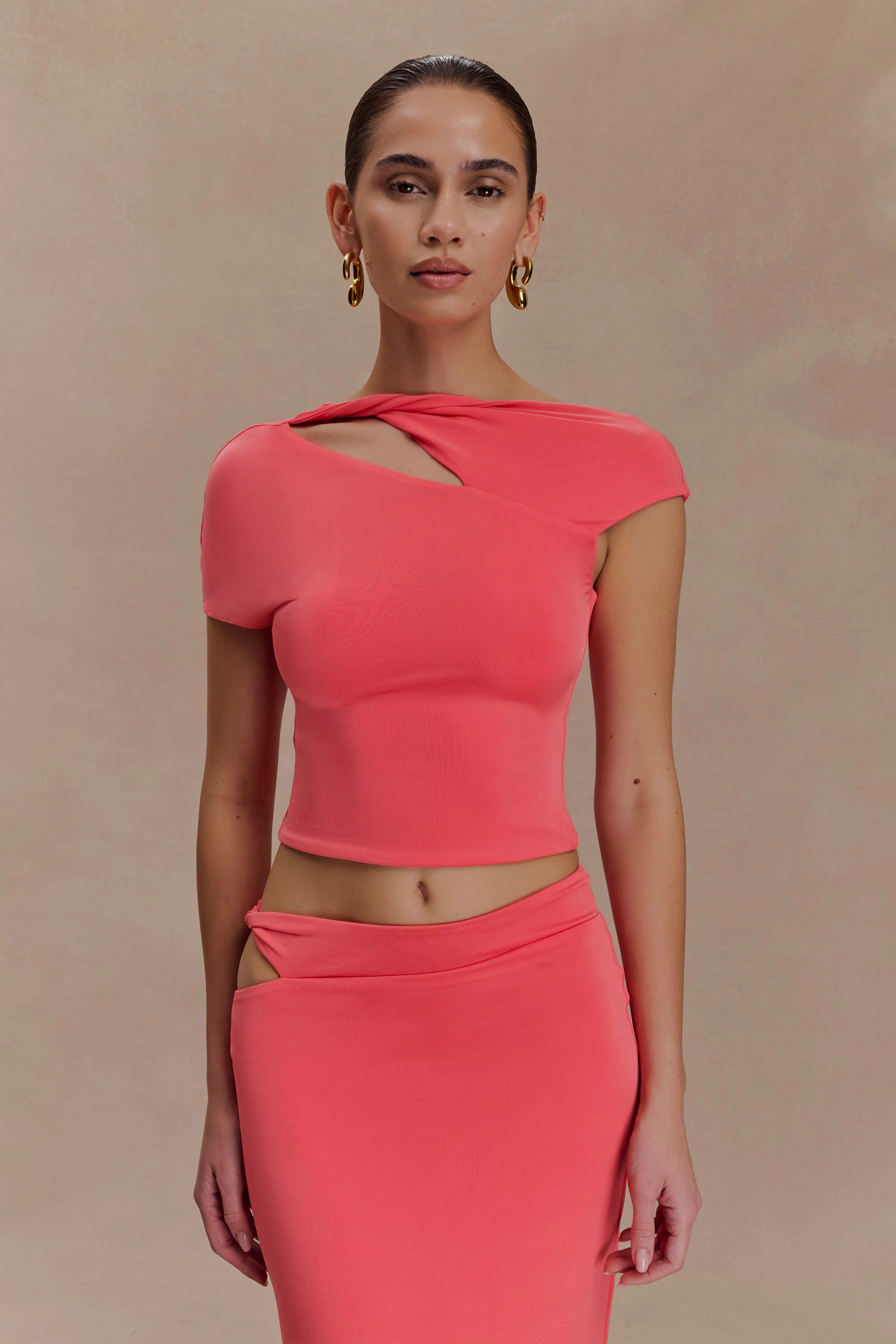 Slinky Twist Top - Coral | MESHKI US