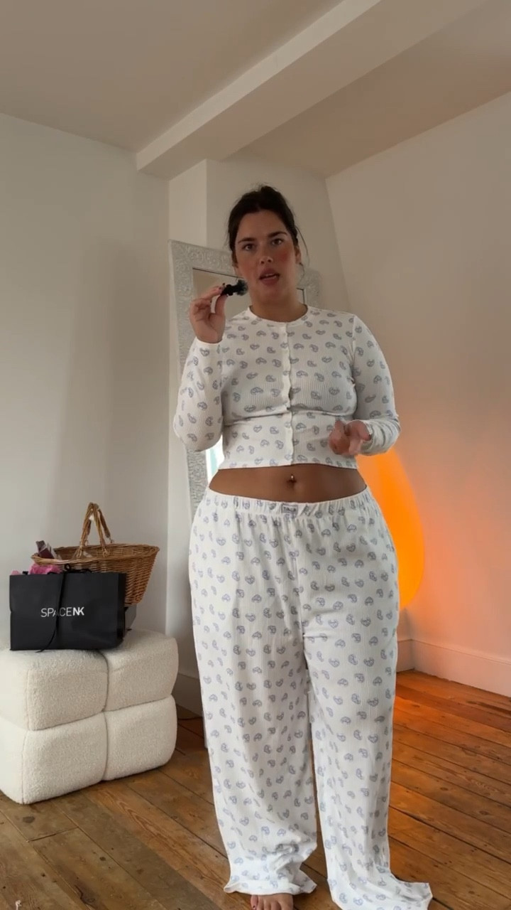 Soft loungewear - croissant edition 🥐 

#LTKmidsize #LTKuk #LTKstyletip