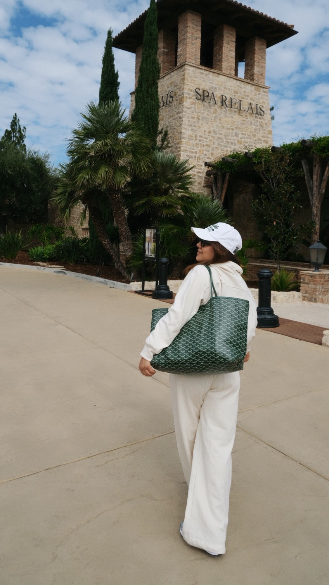 Spa day🤍🧖‍♀️ #ootd 

#LTKSeasonal #LTKActive