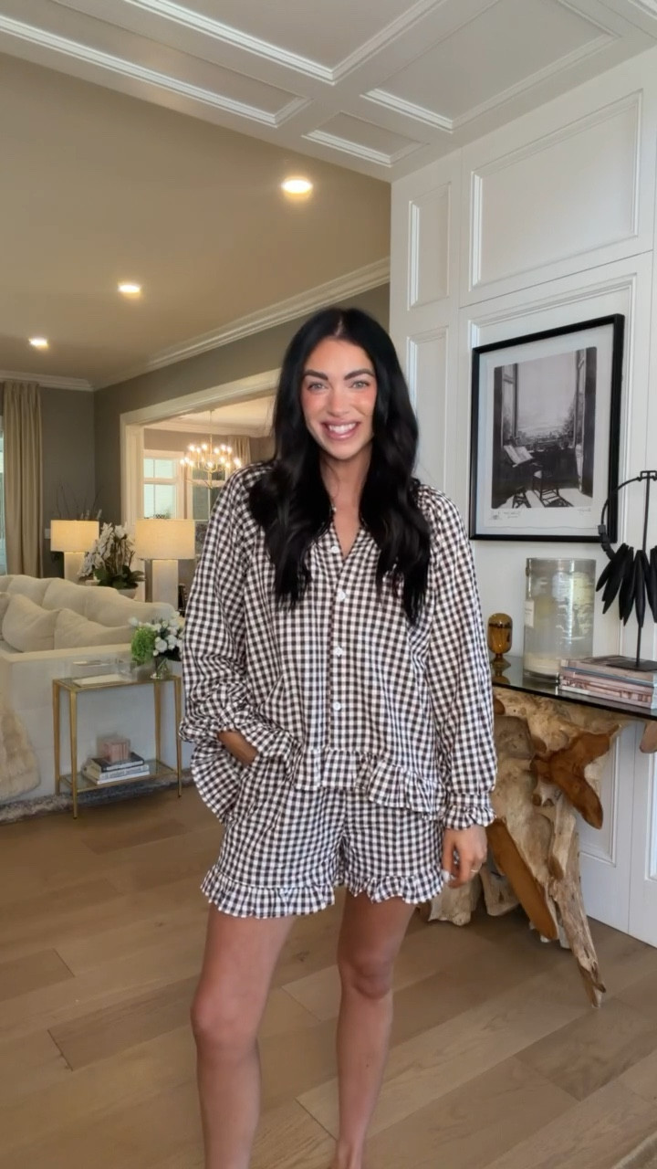 Gingham set from Amazon that looks like it’s from Tuckernuck!! // wearing a small!!

Sale alert, watchnow, spring fashion, amazon fashion, Katy roach

#LTKSeasonal #LTKSaleAlert #LTKootd