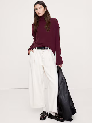 Relaxed Cashmere Turtleneck Sweater | Banana Republic (US)