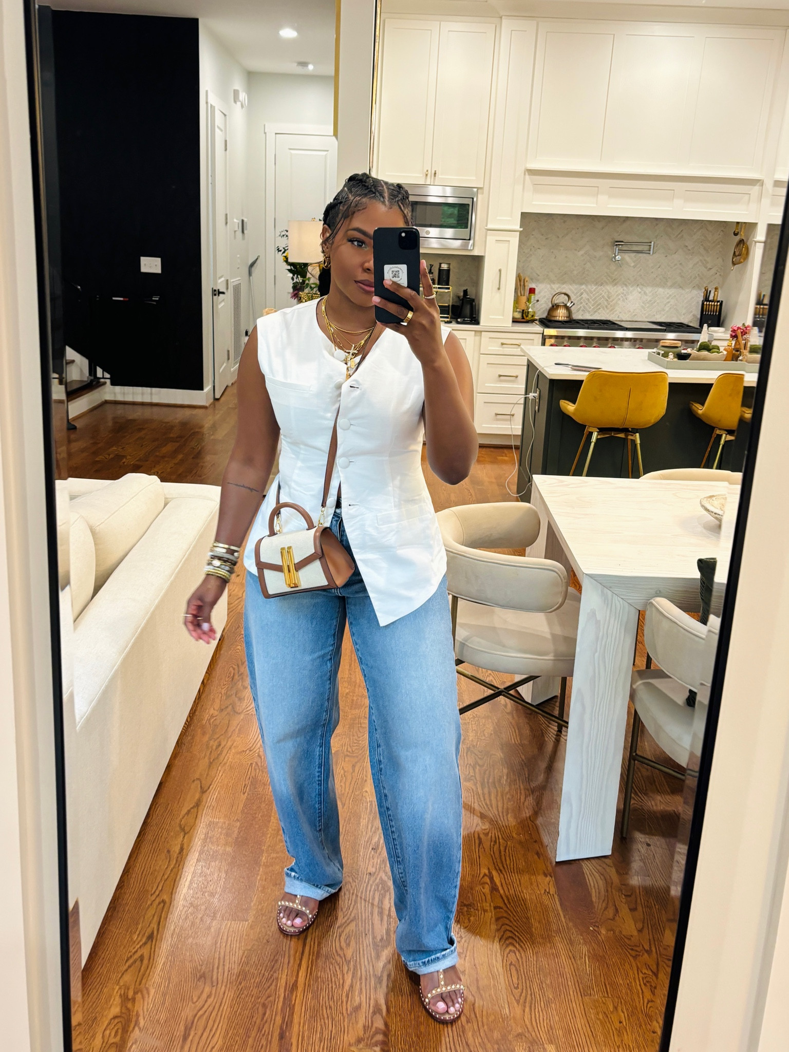 dinner with the GWORLS!! 
Top: 10
Jeans: 8


#LTKShoeCrush #LTKItBag #LTKMidsize