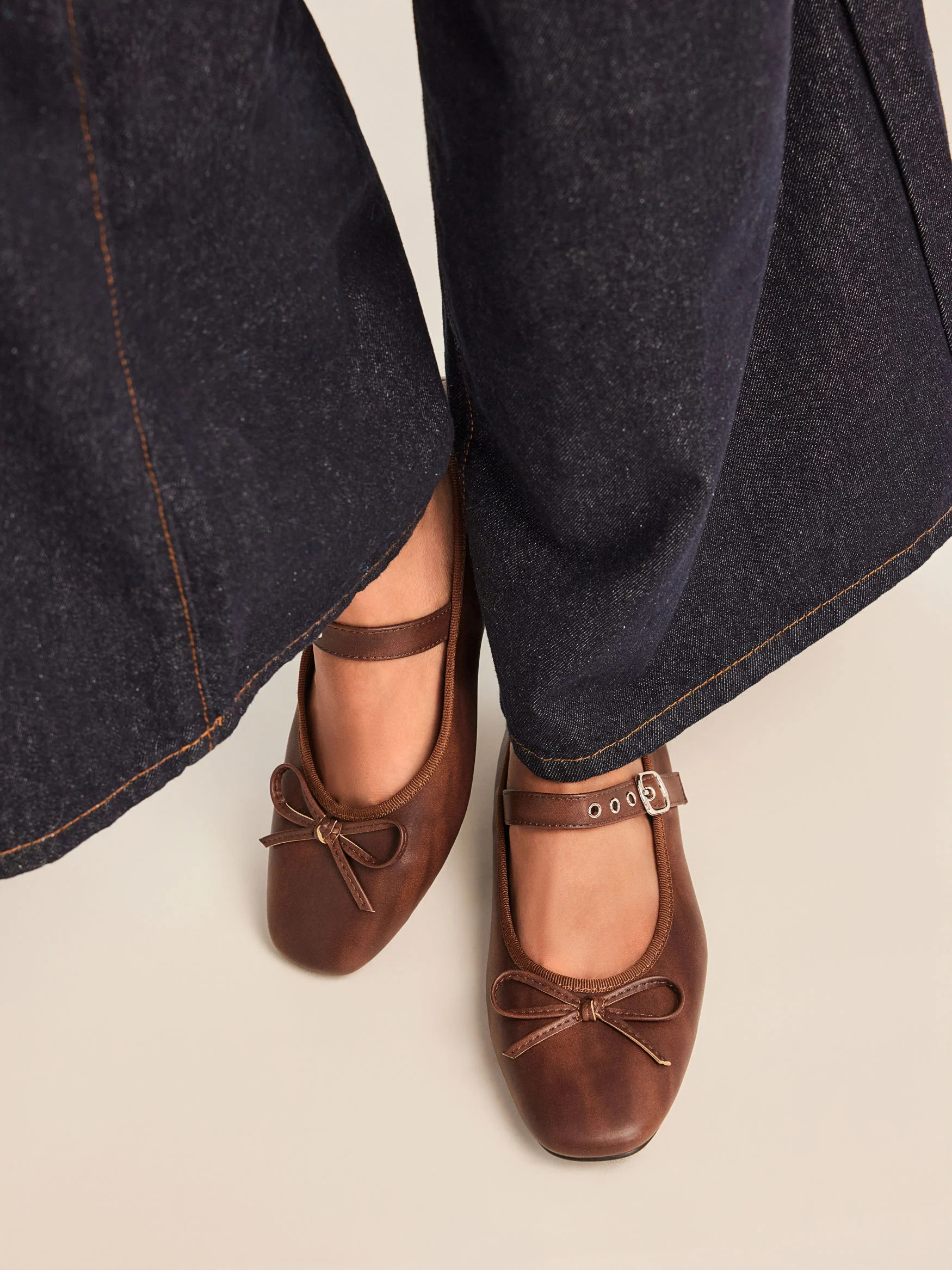 SQUARE TOE BOWKNOT DECOR BUCKLE MARY JANE FLATS | Cider