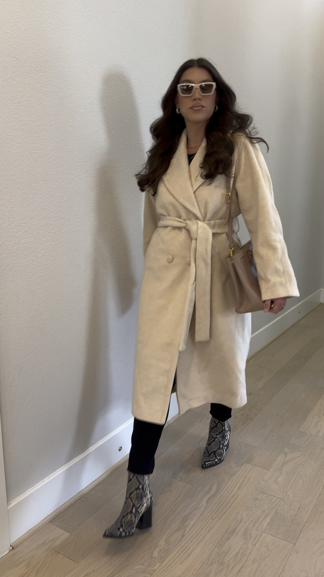 All of my coats are currently 25% OFF with code “FALLVIP25”!

Outerwear, fall coats, winter coats, fall fashion, winter fashion, midsize fashion, curvy fashion

#LTKVideo #LTKSaleAlert #LTKSeasonal