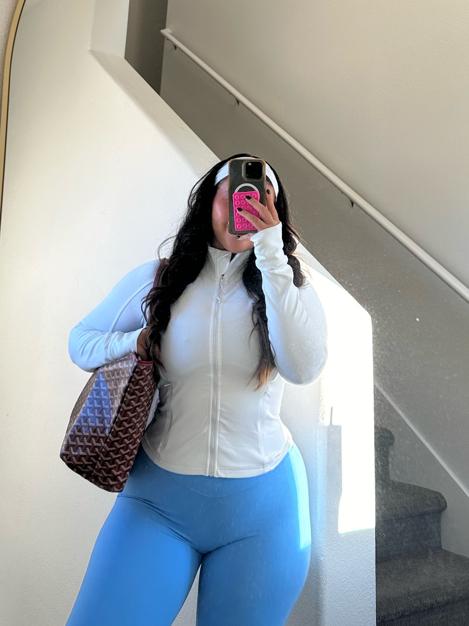 Off to a coffee shop!

#ootd 

#LTKMidsize #LTKActive #LTKStyleTip