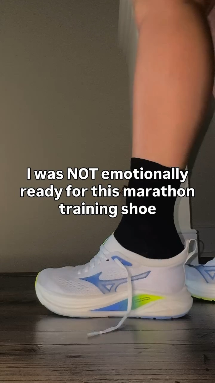 Did NOT expect to keep coming back to the Mizuno Neo Zen 2 🫶 I’ve been wearing it for everyday miles, speedwork, even long runs. One of my favorite marathon training shoes right now! 🏃🏼‍♀️👟