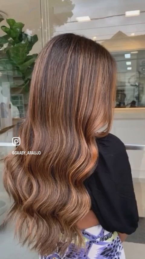 Todos nós sabemos que quando o cabelo passa por uma química os cuidados tem que ser redobrados e eu como amo fazer morena iluminada esses produtinhos não podem faltar na minha necessaire e dia a dia.

#LTKbrasil #LTKeurope #LTKaustralia