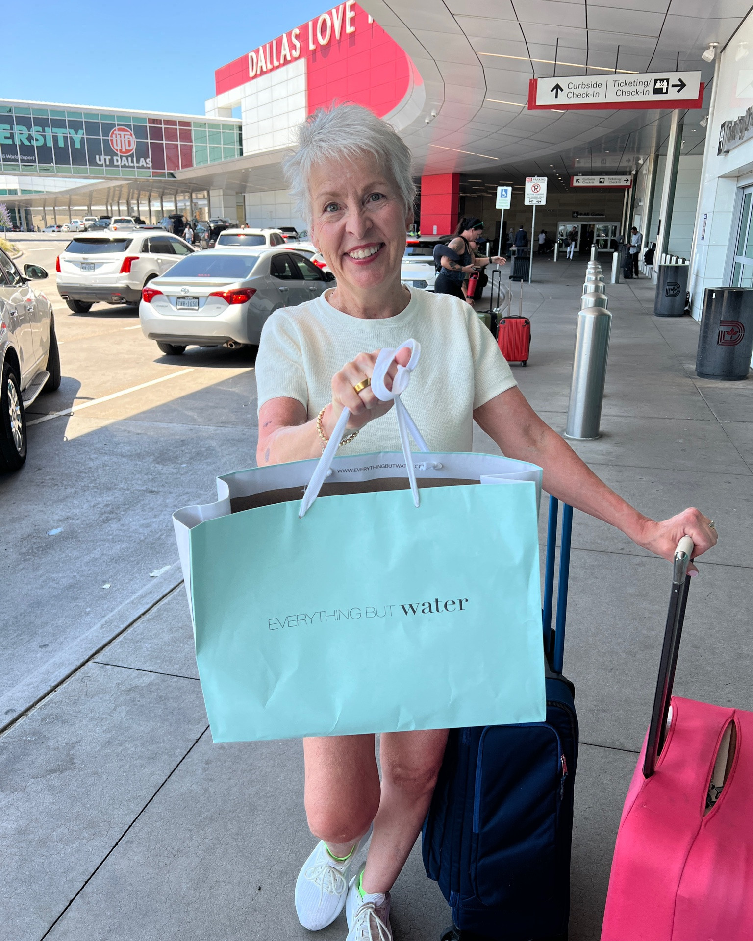 True story: Today Mike gave me 5 minutes to do some shopping, and although I did go 2 minutes over, I found some fabulous new bathing suits. I’d say that’s a WIN! Knowing my colors and style makes shopping quick and painless!
