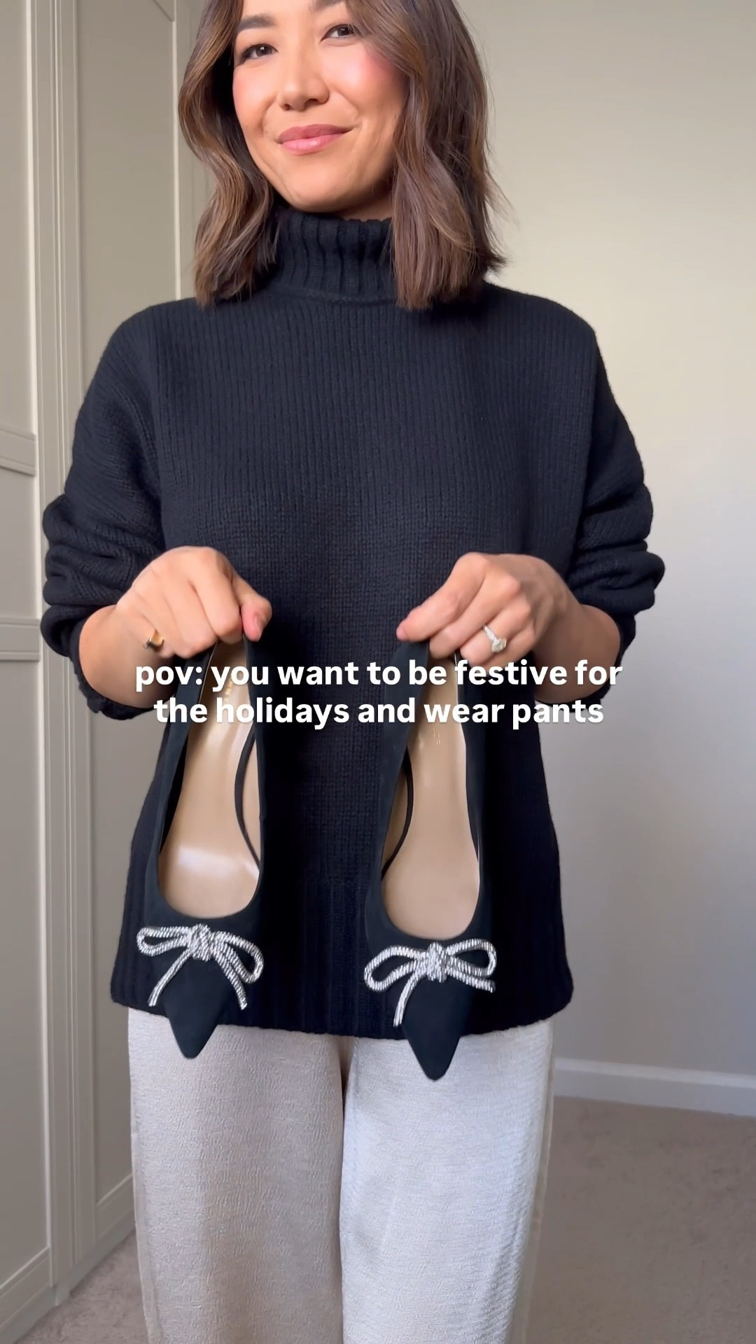 Festive holiday outfit with pants - satin pants or jeans?

BR 90s loose jeans - size 25 regular length 
BR turtleneck xs
BR satin pants - runs long! Wearing regular but petite would have been a better length 

#LTKHoliday #LTKgrwm #LTKStyleTip